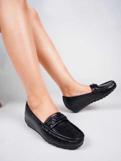 The White Pole Women's Black Casual Loafers-picture-41