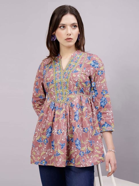 QOMN Peach Printed Top