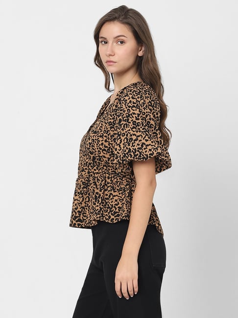 Animal print peplum top online