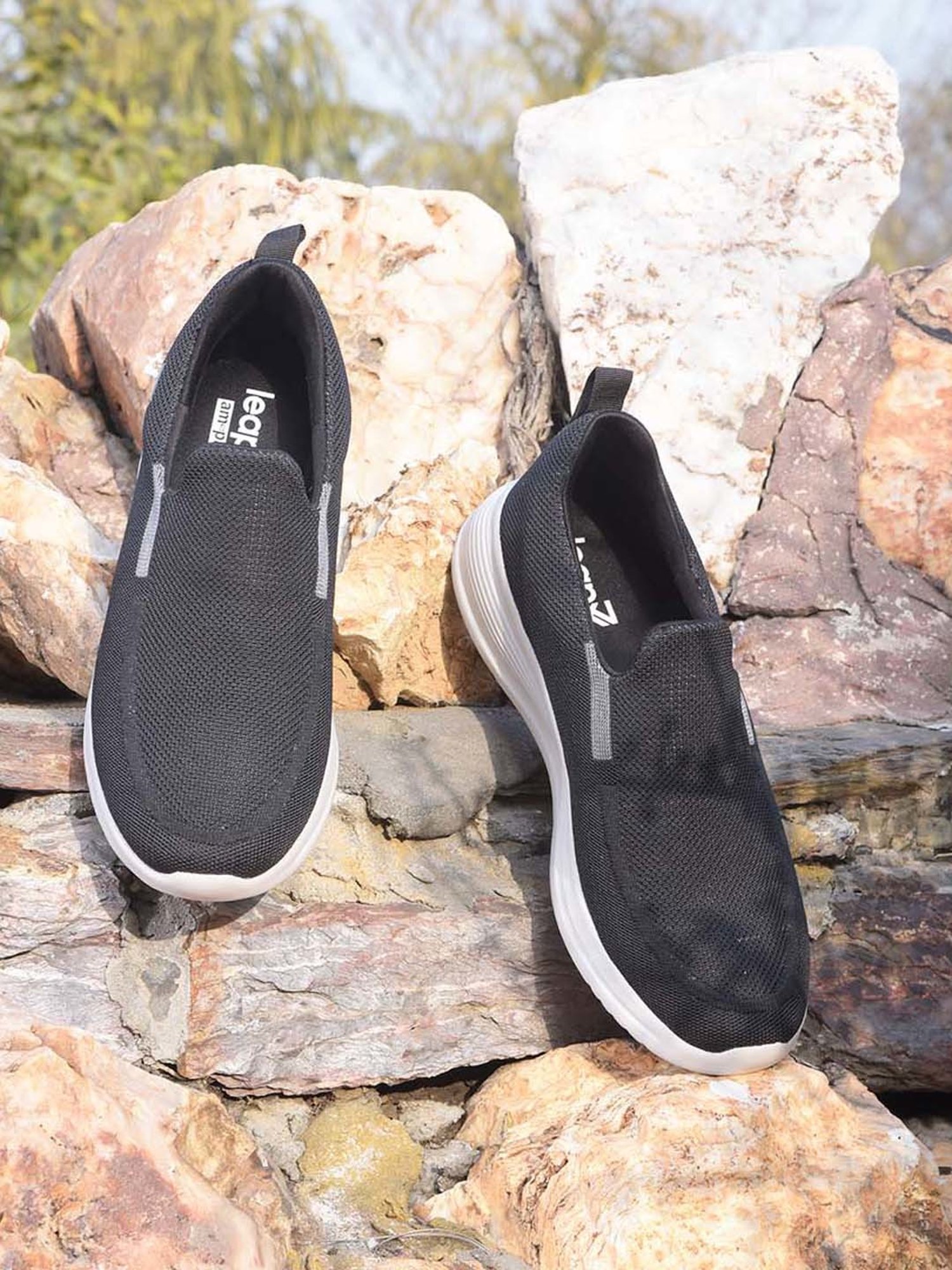 Leap7X by Liberty Men's Black Running Shoes