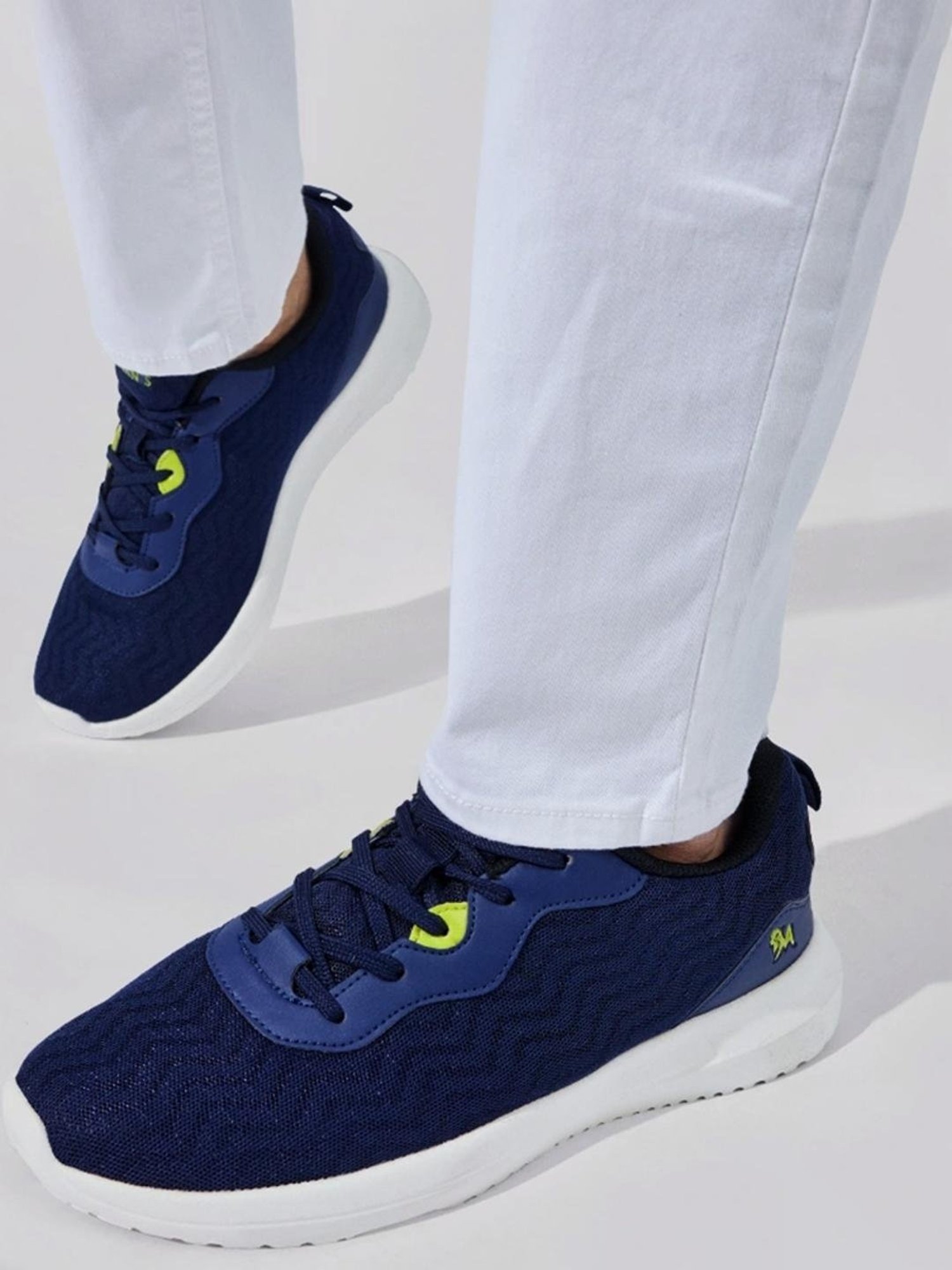 MP000000022215882_1348Wx2000H_