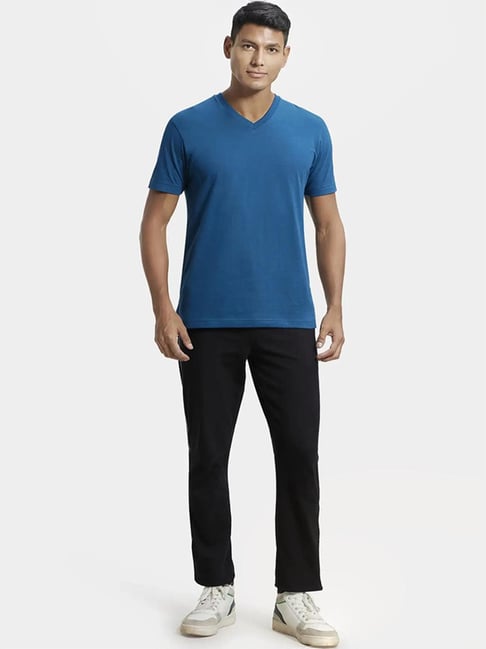 Jockey 2726 Men's Super Combed Cotton Rich Solid V Neck Half Sleeve T-Shirt