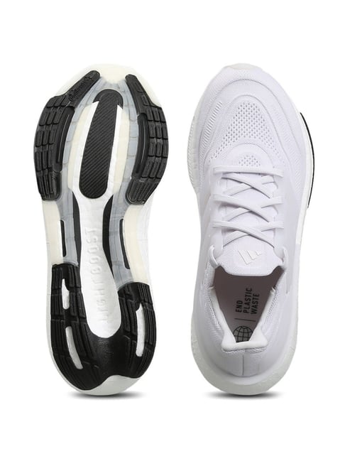 Adidas Boost Ultraboost Vs Nike Presto Off-White X Nike Air Presto - Main Image