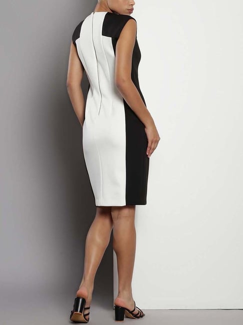 calvin klein black and white dress VINTAGE CALVIN KLEIN COLLECTION Full Length Black Beaded Dress Size: L   Kardashian Kloset