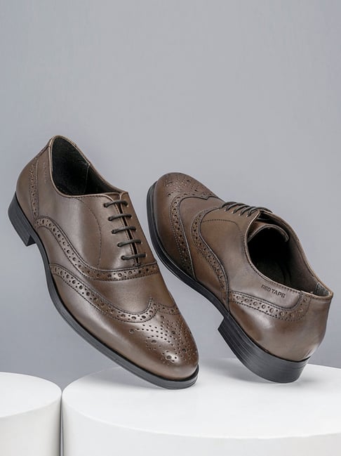 Red Tape Men's Brown Brogue Shoes