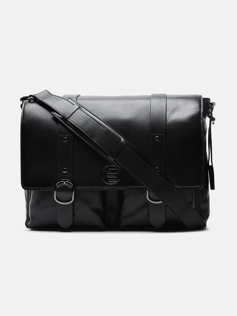 BAGATT Solofra Black Leather Solid Laptop Messenger Bag