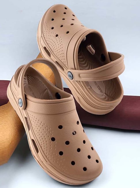 Red Tape Men's Brown Back Strap Clogs