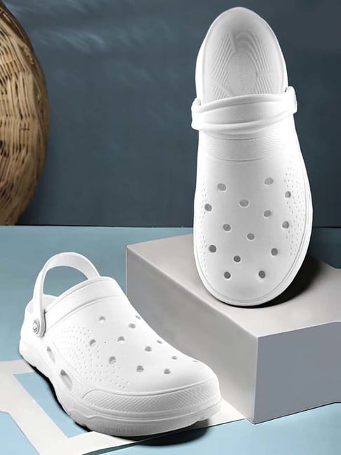 Red Tape Men's White Back Strap Clogs-picture-40