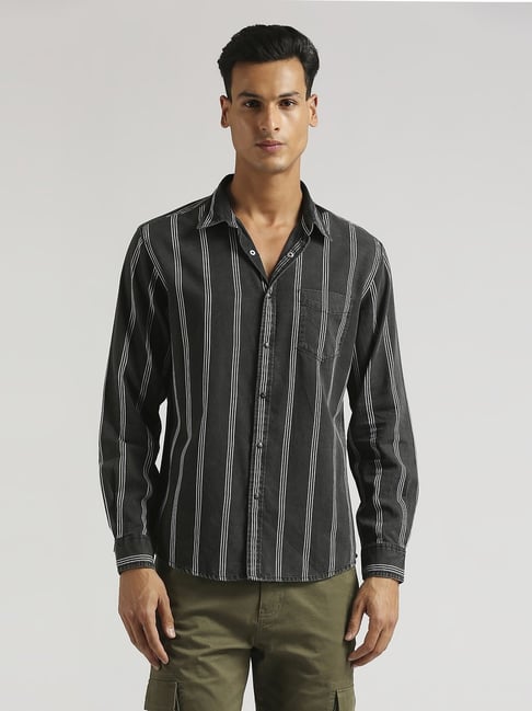 Pepe Jeans Black Cotton Regular Fit Striped Shirt-picture-32