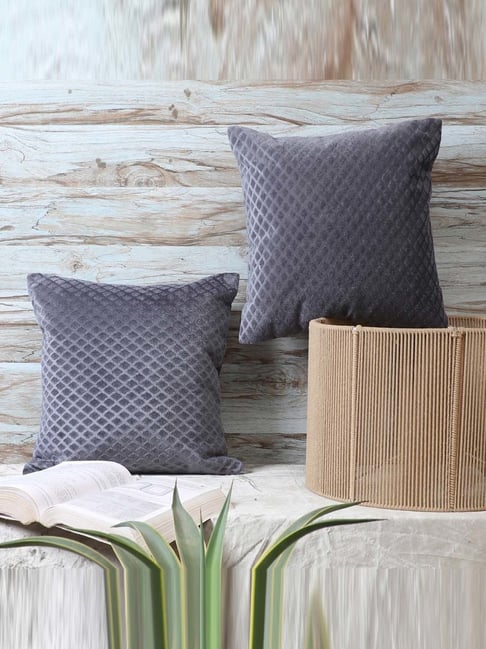 MFD HOME Furnishing Grey Velvet Cushion Cover - Set of 2-picture-29