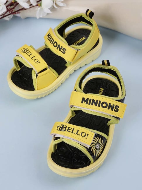 Kidsville Yellow Black Minions Printed Floater Sandals