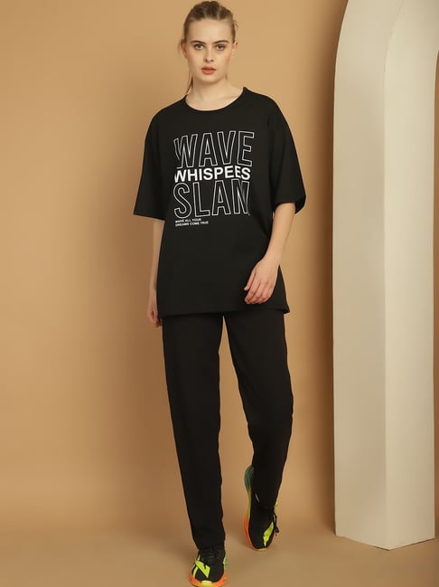 Vimal Jonney Black Cotton Printed T-Shirt & Track Pants Set-picture-41