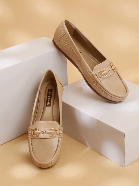 Flat N Heels Women's Beige Casual Loafers