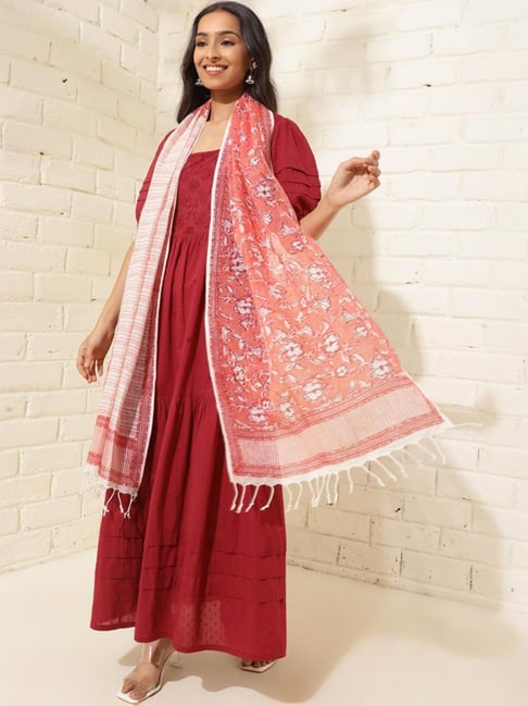 Fabindia Peach Linen Floral Print Dupatta-picture-21