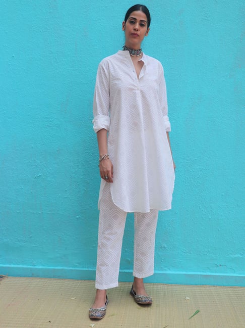 Chidiyaa Safed Ginevra Cotton Kurta Set