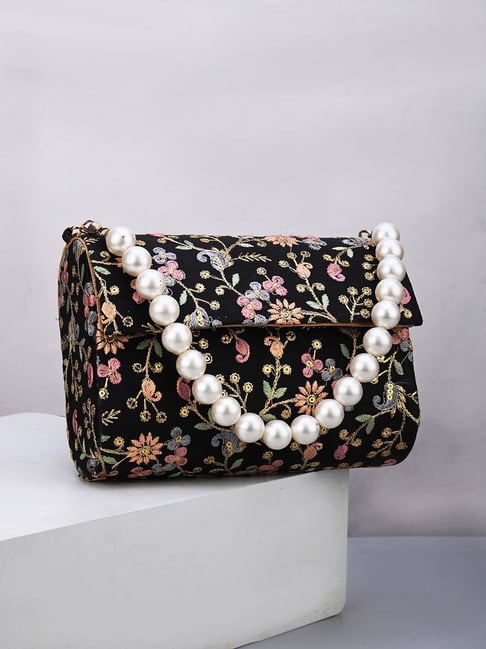 Top embroidered handbags websites in India