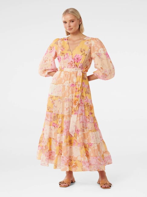 forever new floral midi dress Forever New Floral Midi Dress When In Doubt, Wear A Floral Dress ? Shop Our Destiny Ruched