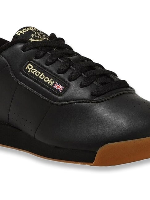 classic leather shoes reebok womens trainers