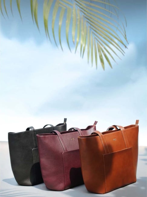 Tohl Black Solid Extra Large Tote Handbag with Pouch-picture-39