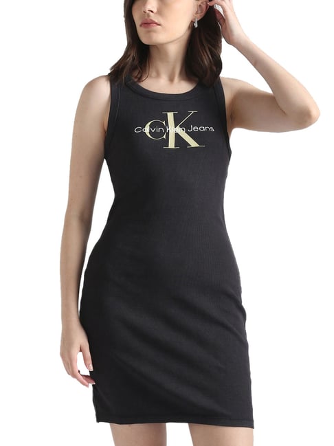 black funeral dress women Ladies Black funeral dress hat. Please call for rental price