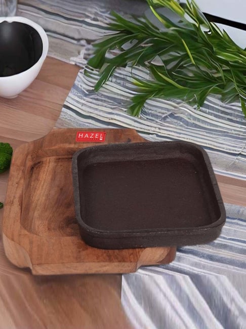 Hazel Black & Brown Wood Sizzler Plate