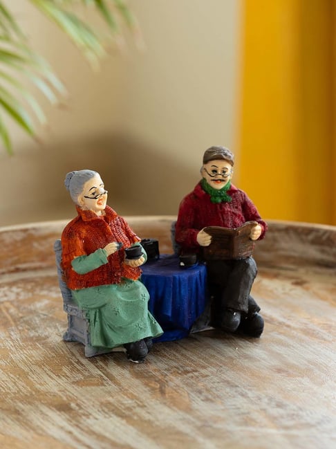 ExclusiveLane Multicolor Resin Italian Chit-Chatting Old Couple Showpiece-picture-11
