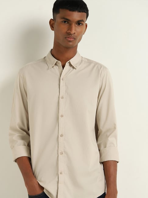 Nuon by Westside Beige Solid Slim-Fit Cotton Shirt