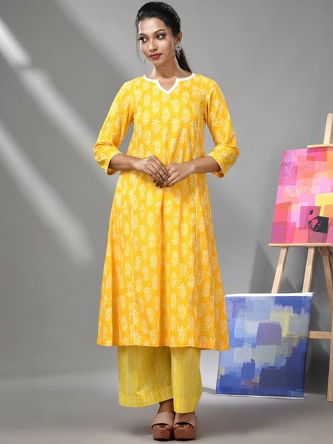 Charukriti Yellow Cotton Printed Straight Kurta-picture-24