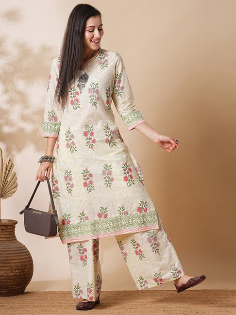 Globus Off White & Pink Cotton Embellished Kurta With Palazzos