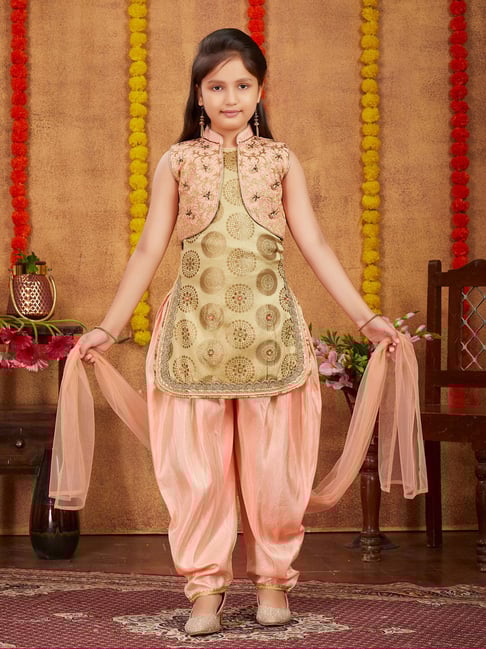 Aarika Kids Beige Peach Embroidered Kurta, Salwar, Dupatta, Jacket with  Unstitched Sleeves