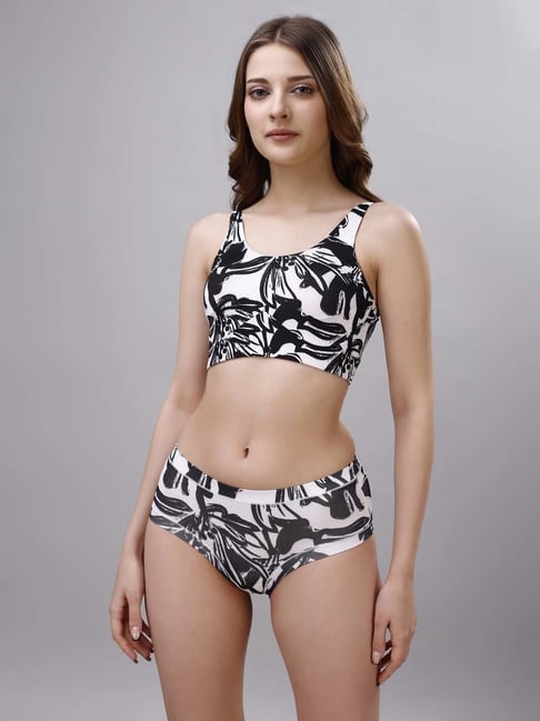 Soie Black & White Printed Bra Panty Set-picture-20