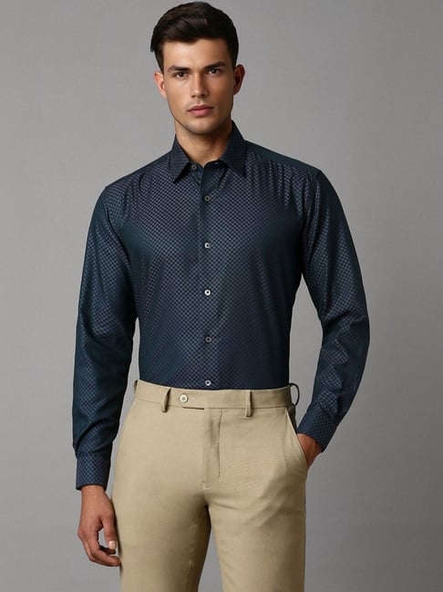 Louis Philippe Navy Regular Fit Checks Shirt-picture-44