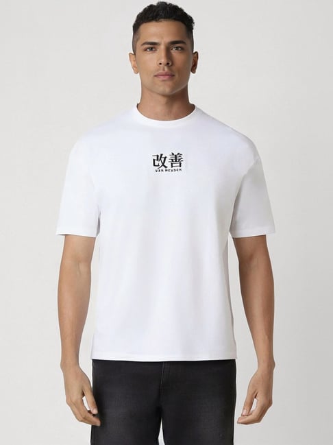 Buy Men White Print Crew Neck T-shirt for Mens Online @ Tata CLiQ