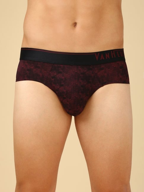 Van Heusen Black Regular Fit Printed Briefs-picture-13