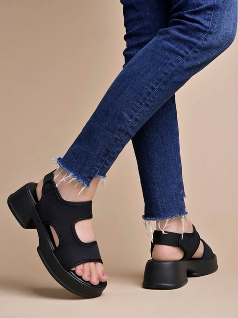 Jeans shops sandal price