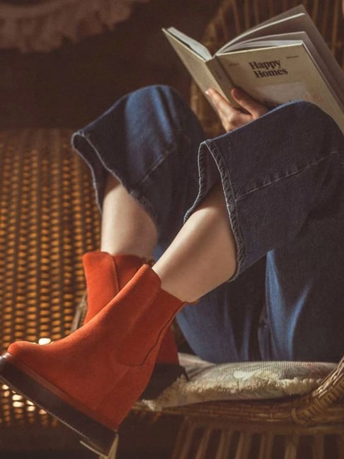 Saint G Women's Sylvie Orange Chelsea Boots-picture-26