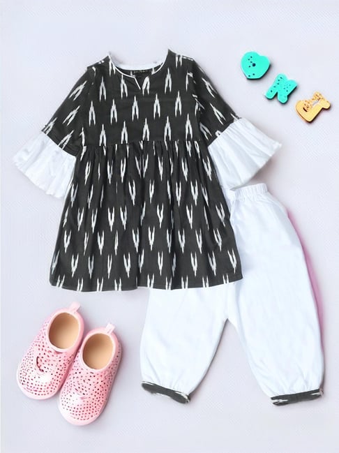 Bella Moda Kids Black & White Printed Full Sleeves Kurti with Pants-picture-36