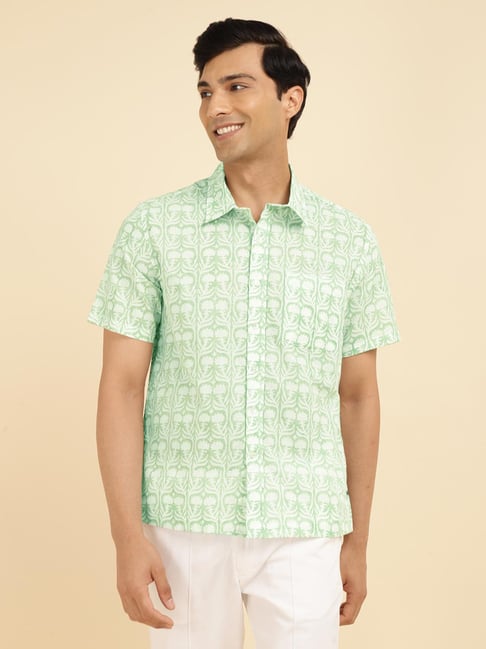 Fabindia White & Green Straight Fit Printed Shirt-picture-23