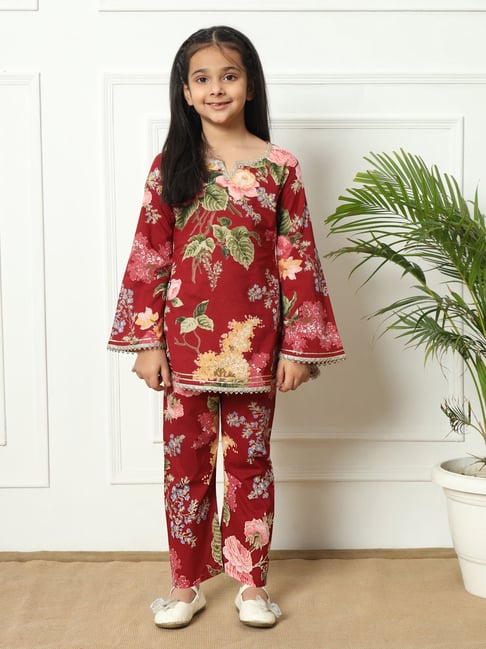 READIPRINT FASHIONS Kids Maroon Printed Full Sleeves Kurti with Pants-picture-44