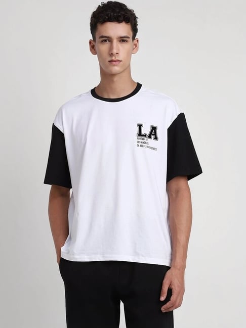 Forever 21 White Loose Fit Printed T-Shirt