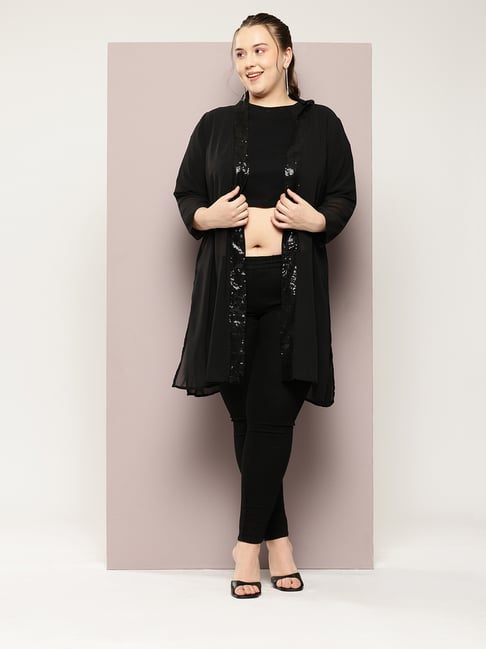 Qurvii Black Embellished Long Shrug