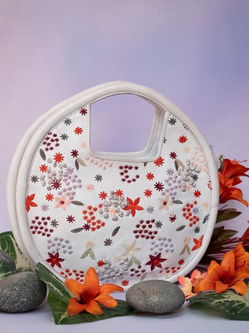 Art N Vintage Floral Bliss White Leather Embroidered Large Handbag-image-49