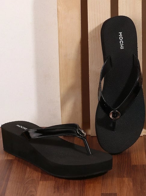 Mochi Women's Black Thong Wedges-picture-19