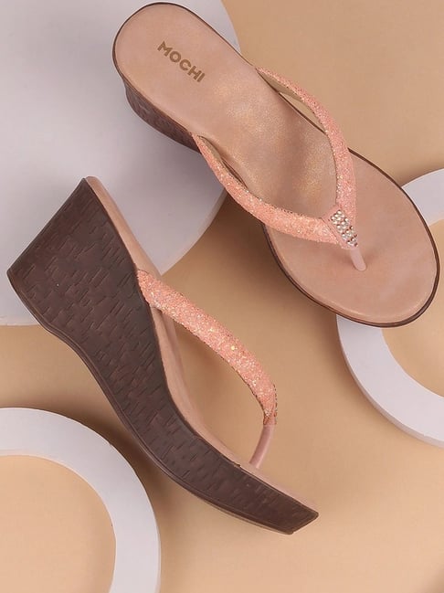 Mochi Women's Rose Gold Thong Wedges-picture-29