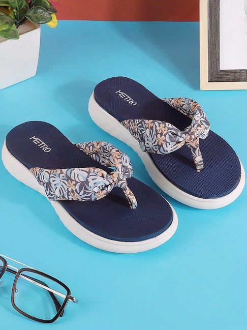 Metro Women's Blue Flip Flops
