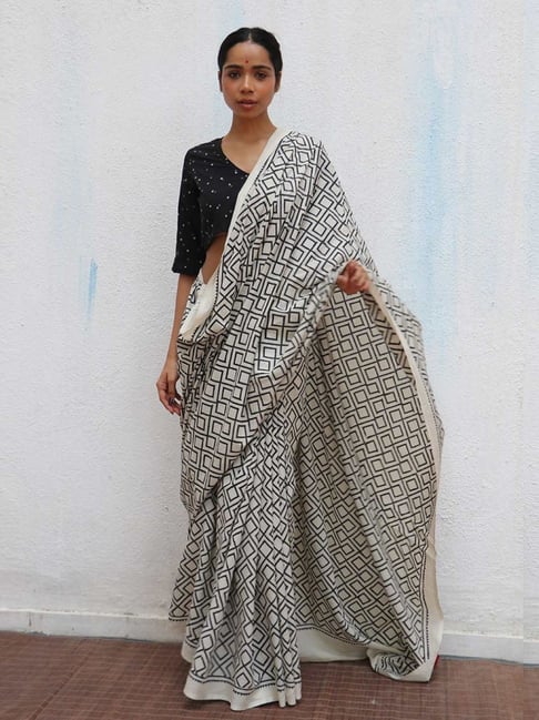 Chidiyaa Off White Paakhi Ivory Handblock Printed Cotton Saree-picture-32