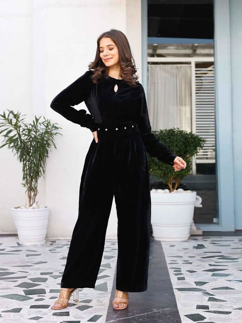 Lirose Black Velvet Full Jumpsuit With Belt