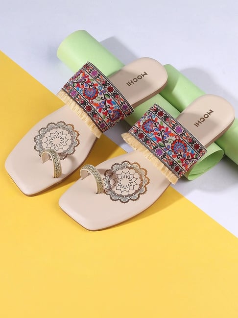 Mochi Women's Beige Toe Ring Sandals