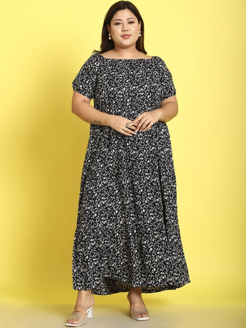 theRebelinme Black Floral Print Plus Size Maxi Dress