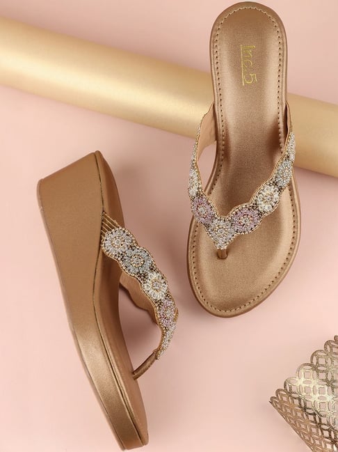 Women's Antique Gold Thong Wedges